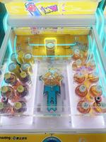 Machine interactive de rédemption de boissons avec système de réfrigération Nailong IP, station de jeu de boissons grande capacité à double allée