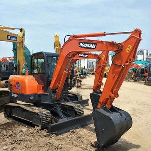 Second-Hand DOOSAN DH60 Mini Excavator <b>for</b> <b>Sale</b> 6ton Operating <b>Weight</b> Engine As Core Component - Product Image 1