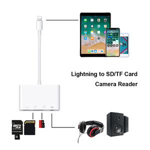 Lecteur de cartes SD/TF 4-en-1 <span class=keywords><strong>Lightning</strong></span>, prise audio 3,5 mm et chargement <span class=keywords><strong>USB</strong></span> C, pour iPhone iPad, transfert et charge de photos et de données - Product Image 1