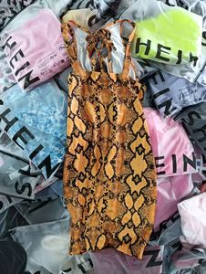 Ropa de Mujer Económica al por Mayor Vestidos Camisas Blusas Tops Pantalones Shorts Faldas <span class=keywords><strong>Abrigos</strong></span> Ropa Usada de Fábrica Lote de Prendas al por Mayor - Product Image 3