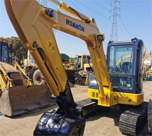 Miniexcavadora Komatsu PC55 usada, original de Japón, excavadora pequeña de operación flexible para excavación de zanjas, granjas y pequeños trabajos de construcción. - Product Image 1