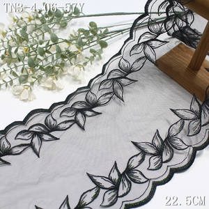 Nouvelle conception, dentelle <span class=keywords><strong>noire</strong></span> douce de 22 cm avec des fleurs scintillantes et un fil métallique, broderie en maille pour soutien-gorge féminin - Product Image 1