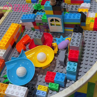 Table de jeu ovale en bois Moetry pour enfants avec banc, idéale pour aire de jeux intérieure, maternelle et préscolaire
