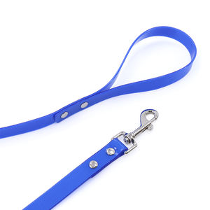 Nueva llegada de alto rendimiento de PVC correa de perro y <span class=keywords><strong>collar</strong></span> conjunto duradero directo de fábrica al por mayor para caminar con mascotas hecho de plástico PU - Product Image 3