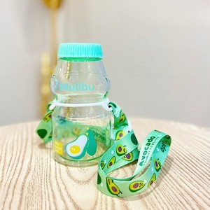 Garrafa de Água Plástica Kawaii de 480ml com Alça, Garrafa de Bebida em Forma de Yakult, Garrafa de Leite em Forma de Caixa para Crianças/Meninas/Adultos - Product Image 6
