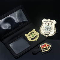 Badge de sécurité métallique personnalisé avec logo pour uniforme de gardien de corps, vente en gros du fabricant, avec porte-monnaie