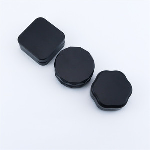 Molinillo Manual de Aluminio para Tabaco Premium, Accesorios para Fumar con Logotipo Personalizado - Product Image 1