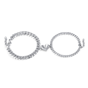 女性のための<span class=keywords><strong>2pcs</strong></span>ステンレス鋼カップルブレスレット男性愛ハートシルバーカラー親友リストバンドマグネットチェーンギフト - Product Image 1