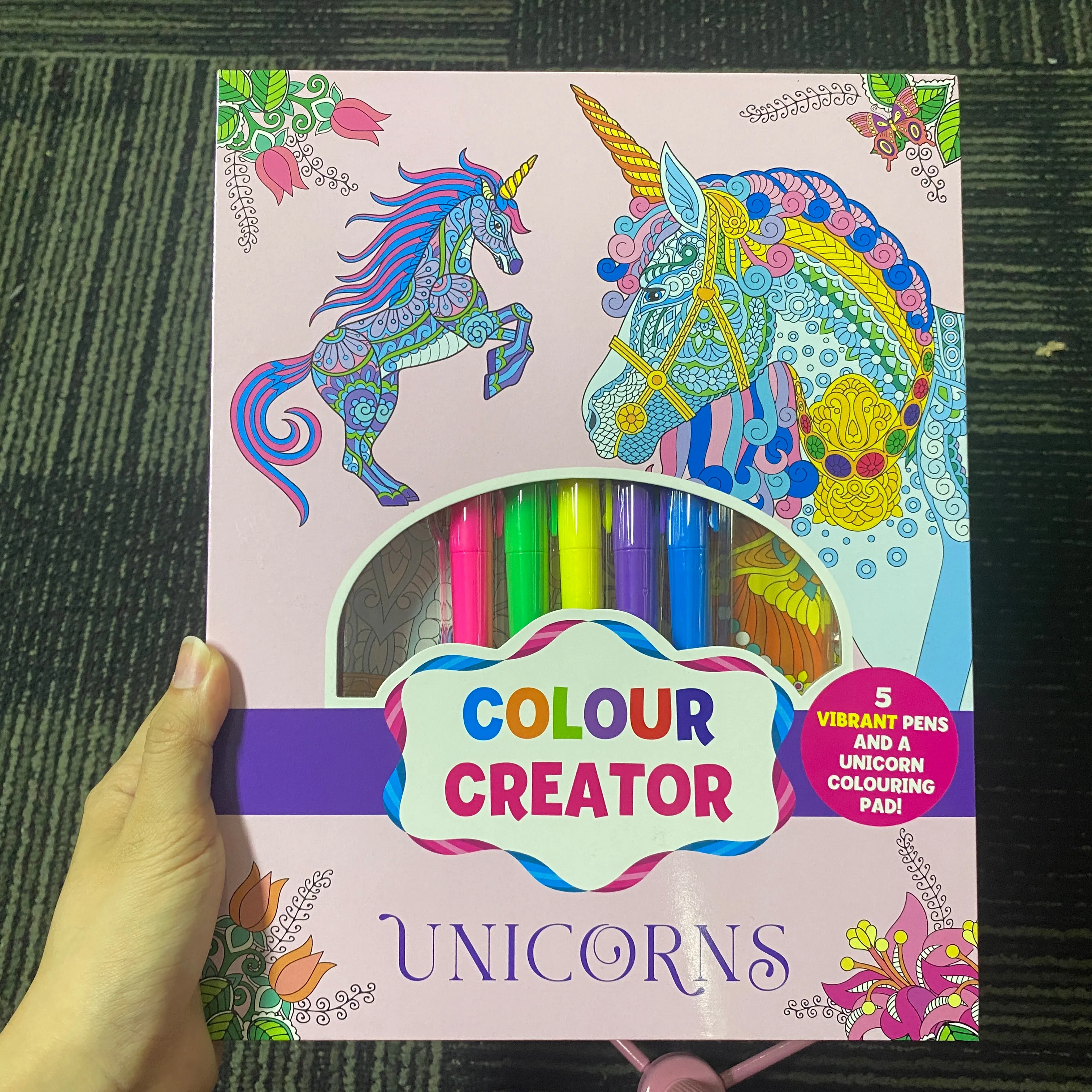 6 개의 다채로운 펜으로 아이들을위한 조기 교육 아동 도서 색칠 공부 하드 커버 책