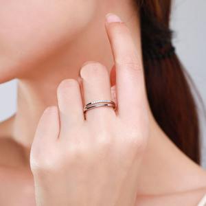 Anel Feminino em Prata Esterlina 925 Anti-Manchas com Camada de Platina para Aniversário e Promessa de Casamento - Product Image 2