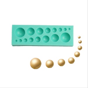 Ensemble de moules en silicone demi-sphère multi-tailles pour décorations en fondant, dômes à gâteaux et cake pops - Product Image 1