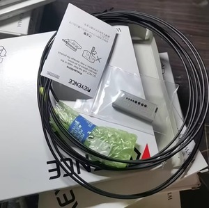 FS-N41C โฟโตอิเล็กทริคเซนเซอร์รุ่น FU ของแท้ใหม่เอี่ยม สำหรับระบบอัตโนมัติในอุตสาหกรรม ชุดไฟเบอร์ อลูมิเนียม ทองแดง พลาสติก - Product Image 1