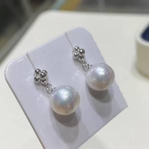 Pendientes colgantes florales de plata de ley con cuatro cuentas y perlas de agua dulce Edison de 10-11 mm de alto brillo para mujer - Product Image 2