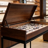 Walnussholz Hochwertige Luxuriöse Moderne Flip-Top Brillen-Vitrine LED Premium Optik-Aufbewahrungsschrank mit Hydraulikdeckel