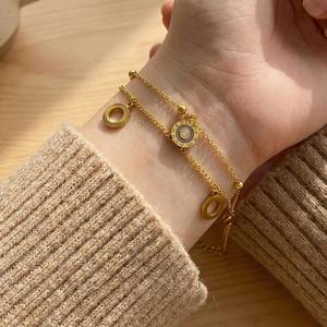 Pulseras de cuentas finas de alta calidad con detalles de ópalo sintético, el regalo perfecto para mujer con cierre detallado y resistente. - Product Image 1