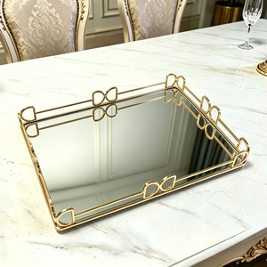 <span class=keywords><strong>Plateau</strong></span> décoratif en <span class=keywords><strong>fer</strong></span> <span class=keywords><strong>forgé</strong></span> et <span class=keywords><strong>verre</strong></span> miroir carré, style européen luxe léger, pour <span class=keywords><strong>table</strong></span> basse de <span class=keywords><strong>salon</strong></span> et entrée, transfrontalier - Product Image 3