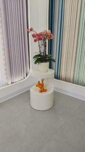 מודרני יצירתי nordic שולחן שינה קונסולת קרם שולחן פינתי פשוט עגול רב שכבתית - Product Image 5