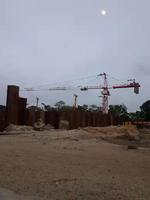 Grue à tour Hammerhead Topkit 8T 60M pour la construction de bâtiments MC170-HS6014