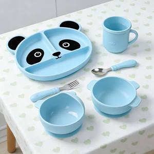 Juego <span class=keywords><strong>de</strong></span> alimentación para bebés personalizado al por mayor, <span class=keywords><strong>de</strong></span> silicona, sin BPA, apto para alimentos, con tenedor y cuchara, plato con ventosa y vajilla. - Product Image 3