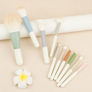 <span class=keywords><strong>Prix</strong></span> d'usine <span class=keywords><strong>professionnel</strong></span>, Gambur C10, ensemble de 10 pinceaux de <span class=keywords><strong>maquillage</strong></span>, <span class=keywords><strong>kit</strong></span> <span class=keywords><strong>complet</strong></span>, pinceau pour le visage, anticernes, blush, sourcils, nylon, manche en bois, OEM/ODM - Product Image 3