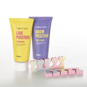 Vente en gros d'usine, coffret cadeau de <span class=keywords><strong>spa</strong></span> pour le bain, contient du gel douche, de la lotion pour le corps, des séparateurs d'orteils pour adolescents - Product Image 2