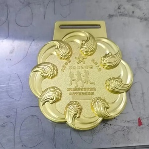 Nouvelles médailles populaires de <span class=keywords><strong>badminton</strong></span> de sport avec ruban - Product Image 5