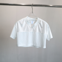 T-shirt vintage Y2K à col en V et manches courtes pour femme, haut court ajusté style Hot Girl |   Haut de gamme Streetwear |   Fabrication directe d'usine OEM personnalisée