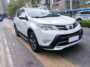 <span class=keywords><strong>Toyota</strong></span> <span class=keywords><strong>RAV4</strong></span> <span class=keywords><strong>2.0</strong></span> Fashion Edition 2015 Usata, SUV a Due Ruote Motrici con Cambio Continuo - Product Image 2