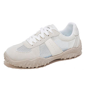 Nuevo estilo de zapatillas deportivas casuales para mujer, ligeras, con cordones, de malla, que aumentan la altura. - Product Image 5
