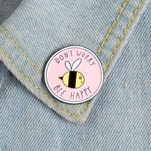 Broches et épingles en émail rondes roses en forme d'abeille, motif 'DON'T WORRY BEE HAPPY', pour enfants, épingles de revers, badges pour chemises et sacs, bijoux - Product Image 6