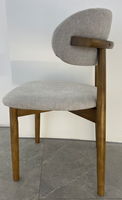 Chaise de salle à manger moderne minimaliste de luxe en bois de caoutchouc avec dossier, adaptée pour la maison, le bureau, les banquets d'hôtel, les cafés, les meubles de salon
