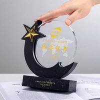 Trophées personnalisés en cristal, trophées personnalisés en bois en forme d'étoile avec base en bois