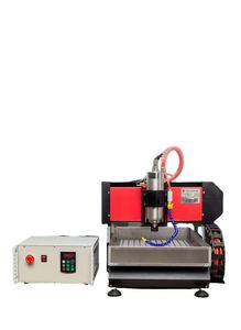 Mini-fraiseuse CNC de haute qualité avec moteur NC Studio pour la fabrication de meubles de bureau, d'armoires de cuisine et de portes en métal ou en bois - Product Image 3