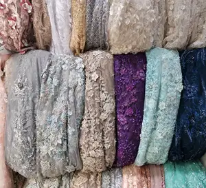 Mới Đến Thủ Công 3d Hoa Ren Vải Hạt Cô Dâu Với Ngọc Trai Đầy Màu Sắc - Product Image 1