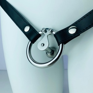 Cinturón de Castidad FRRK PU con Barra de Metal, Jaula para Pene Invertida, Anillos de Acero Inoxidable para Pene, Jaula Corta Erótica BDSM para Hombres - Product Image 5