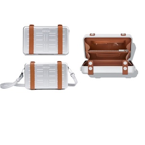 Maleta de viaje de aluminio personalizada al por mayor, maletín duro, estuche de maquillaje de viaje de lujo personalizado, minibolsa cruzada de aluminio - Product Image 1