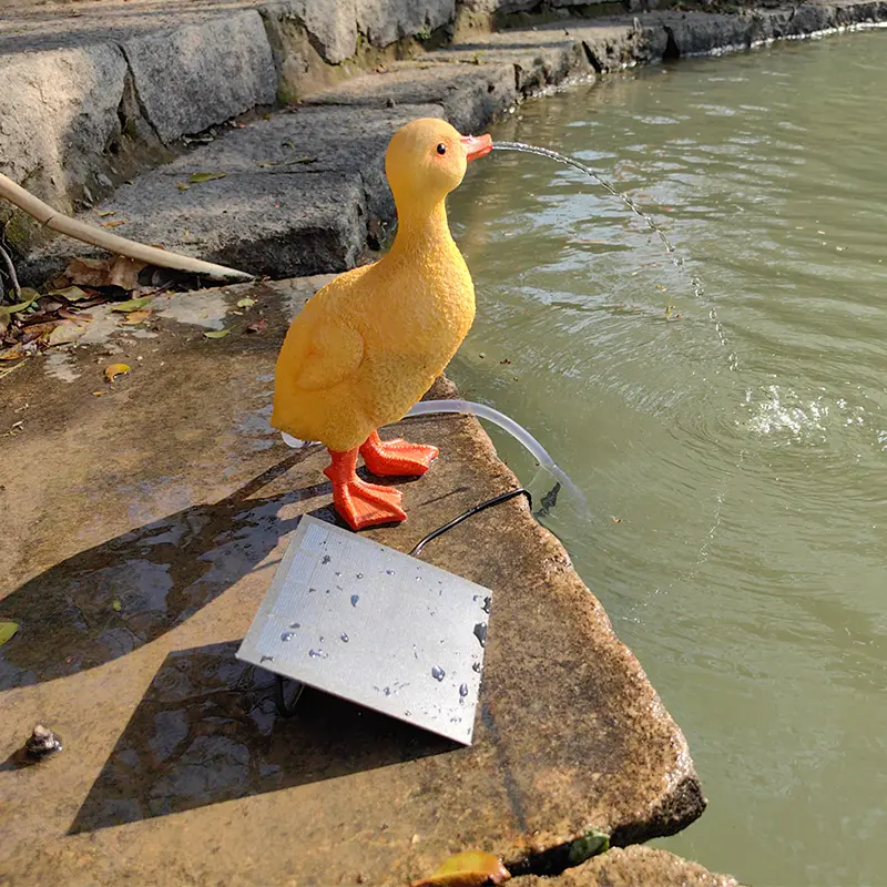 Al Aire Libre Solar pato bomba de agua resina Solar cascada fuente estatua jardín adornos al por mayor