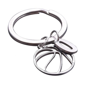 Llaveros de Baloncesto Huecos de Aleación de Zinc, a la Moda, Impermeables, de Alta Calidad, Recuerdos de Viaje, Adornos y Accesorios al por Mayor - Product Image 1