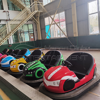 Parc à thème populaire Installations de divertissement Attractions de voitures tamponneuses électriques Adultes/enfants Éclairage frais Voiture tamponneuse électrique à vendre