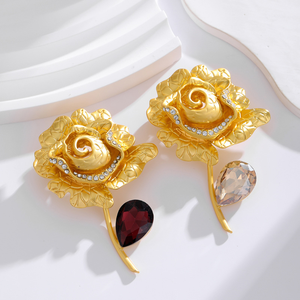 Spilla rosa da donna con petto di fiori esagerato medievale, spilla Bouquet in lega di fiori di fascia alta - Product Image 5