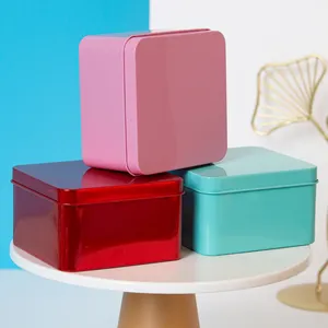 Wholesale Multi Color 9* 9* 5.5 cm Square Metal Tin Box Quadratische Blechdose aus Metal For Treats Gifts Favors Crafts