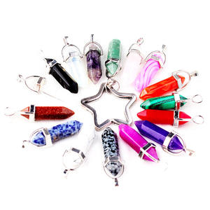 Porte-clés personnalisés en gros avec breloques en cristal naturel hexagonal, pierres précieuses et pépites, cristaux de guérison - Product Image 5