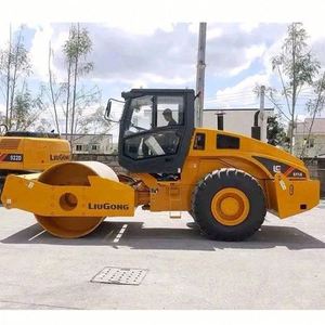 PRIX USINE 6114E Compacteur de sol 14 tonnes Prêt à être expédié avec garantie et cabine climatisée Machine routière robuste - Product Image 3