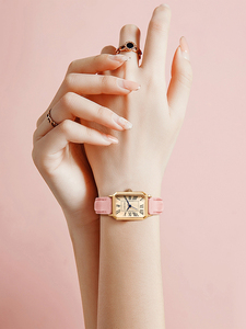 Women's Retro Fashion Classic Quartz Alarm Pointer Watch <b>Case</b> 25mm Dial Alloy Glass New Light Luxury Temptament Leather Band - Product Image 4