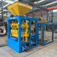 Machine à fabriquer des blocs 4-26 + Machine automatique durable pour la fabrication de blocs, faible entretien pour un travail continu, très répandue en Afrique