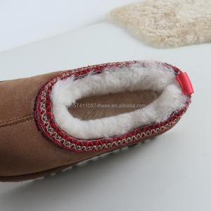 Vente directe de <span class=keywords><strong>pantoufles</strong></span> pour femmes de haute qualité, style Uggs, doublure en <span class=keywords><strong>peau</strong></span> de <span class=keywords><strong>mouton</strong></span> douce, pour la chambre, semelles en caoutchouc EVA - Product Image 3