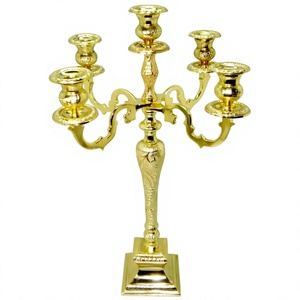 Candélabre en aluminium doré à cinq bras, fait main et durable, pour la décoration de la maison, les mariages et les centres de table de Noël - Product Image 1