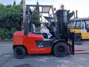 Chariot élévateur à gaz GPL d'occasion, 3 tonnes, longueur de fourche 1220 mm, garantie 6 mois, à vendre à Shanghai - Product Image 5