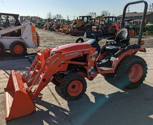 Utilisé pour le tracteur compact BX231 21HP 4WD avec moteur, véhicule agricole utilitaire Orange Farm - Product Image 2