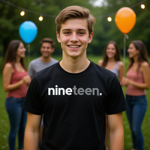 T-shirt 19e anniversaire pour adolescents – Idée promotionnelle pour t-shirt de 19 ans - Product Image 3